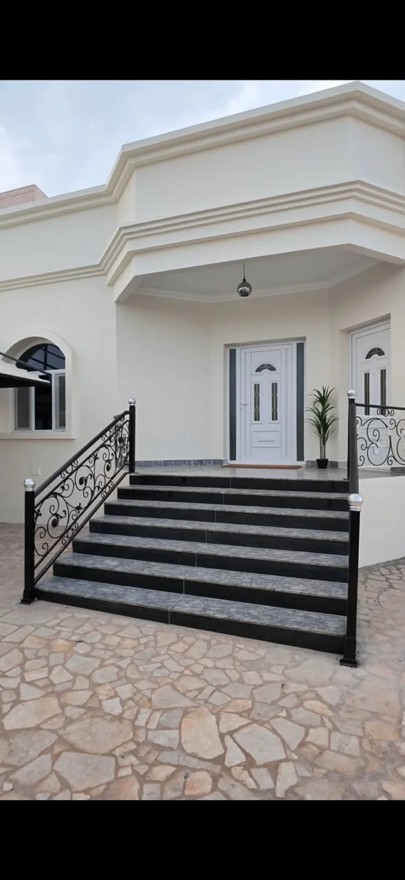 🏡✨ فيلا راقية للبيع في المعبيلة الجنوبية – شارع النور