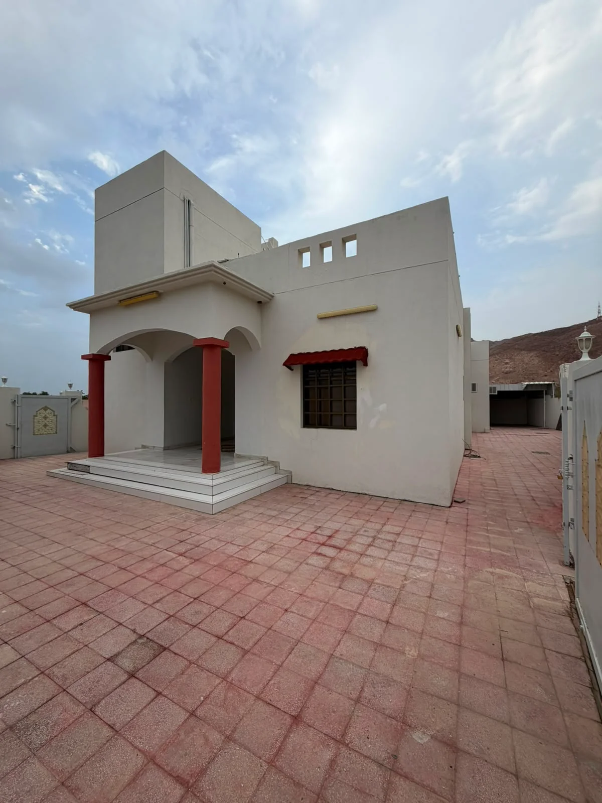 🏡✨ منزل للبيع في العامرات – الحاجر / تونس